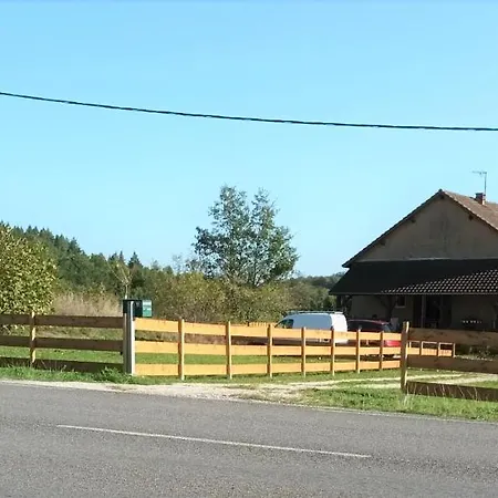 Au Petit Bois Magique *